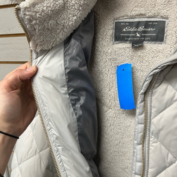 Eddie Bauer Women's Quilted Puffer Jacket - Cream and Gray - Picture 6 of 8